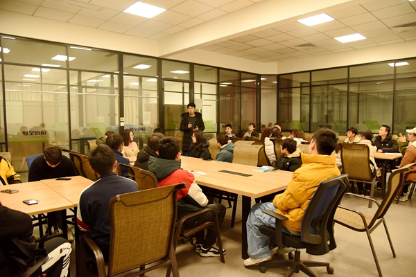 db6652cda7d24de79dd5ab207b2bb3a8.jpg 活动现场.JPG