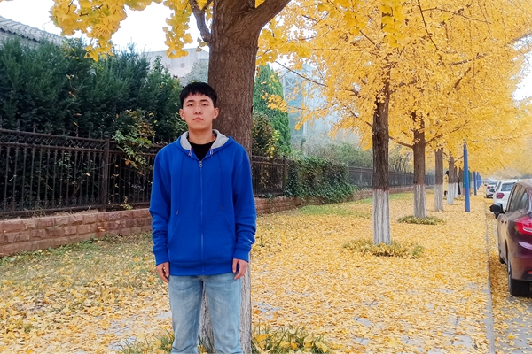 9f53a2af136b48f5af9464ba5e0a2b19.jpg 崔冬晴.jpg